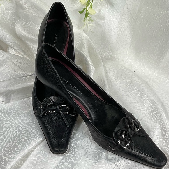 Gorgeous Antonio Milani 7.5 black leather kitten, heel/pump Pointy but Square to - Picture 10 of 13